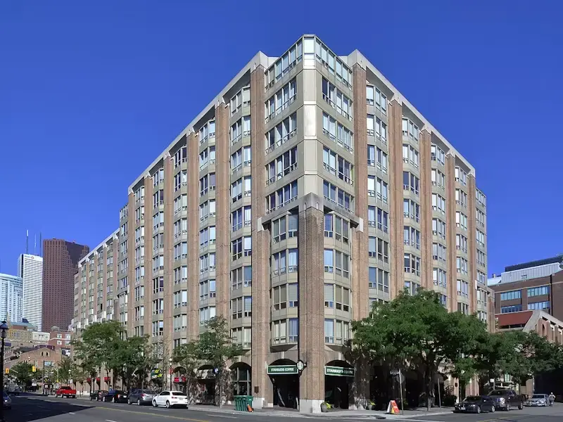 Olde York Place I Condos