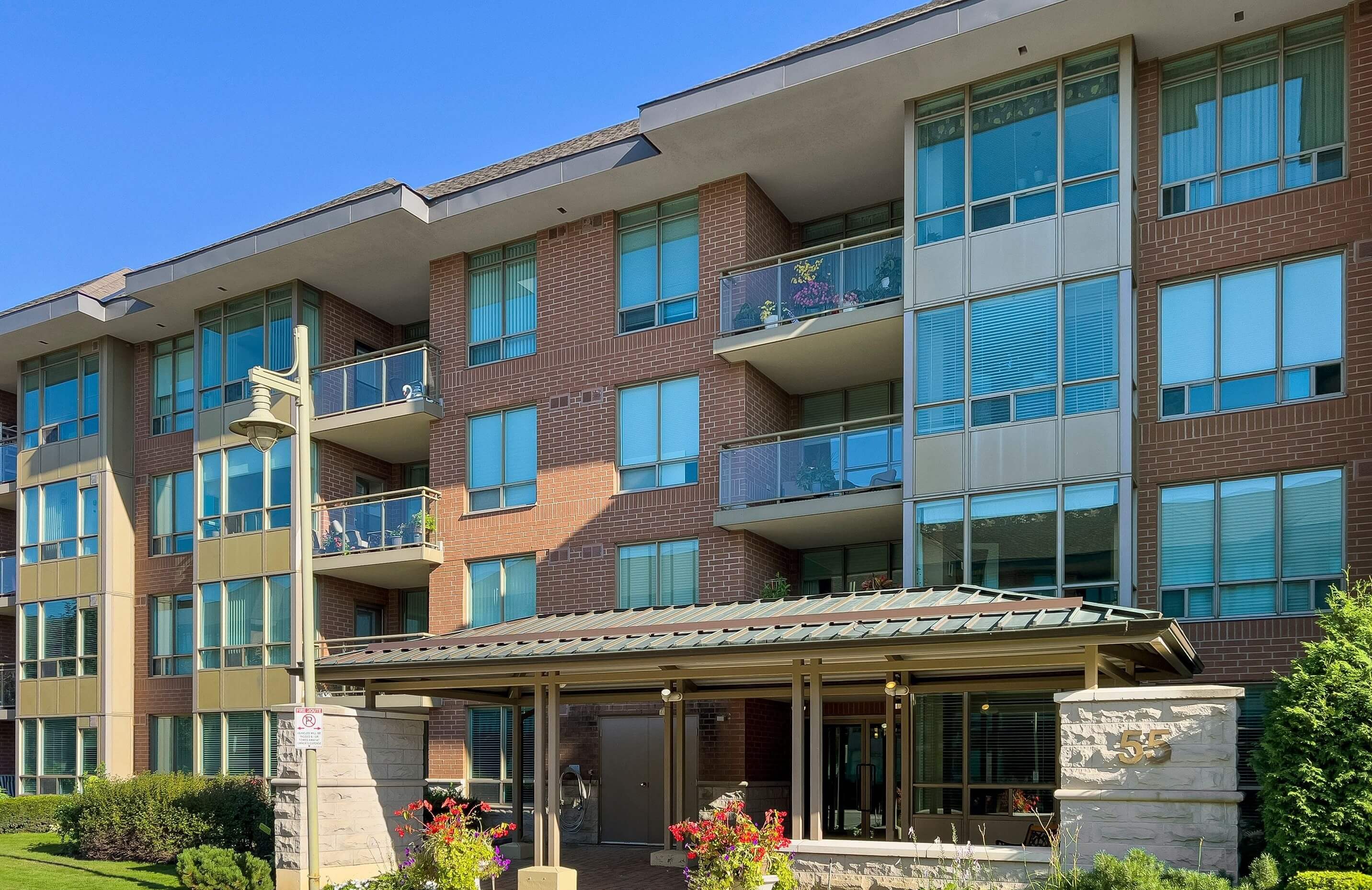 Swan Lake Village I Condos